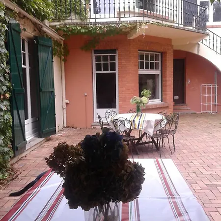 1927 Private Pool Vila